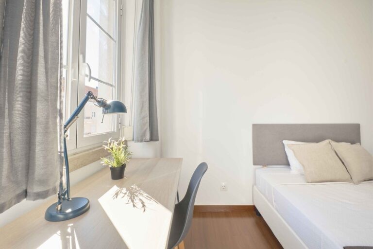 imovel indep lisboa portugal