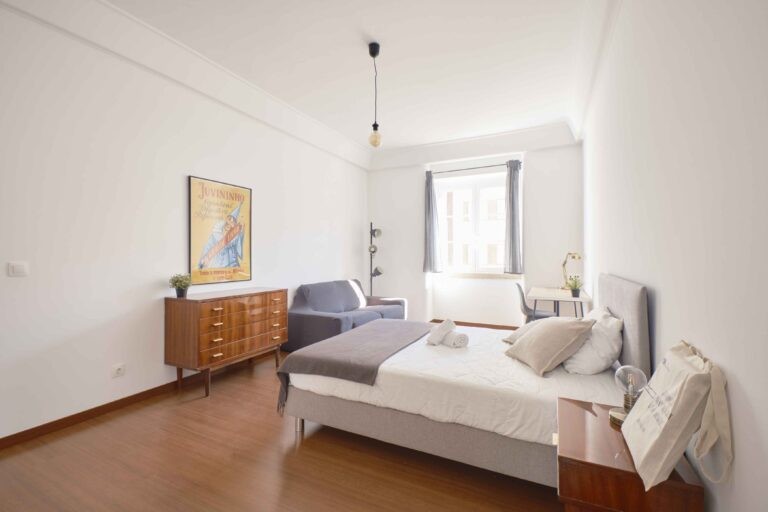 imovel indep lisboa portugal