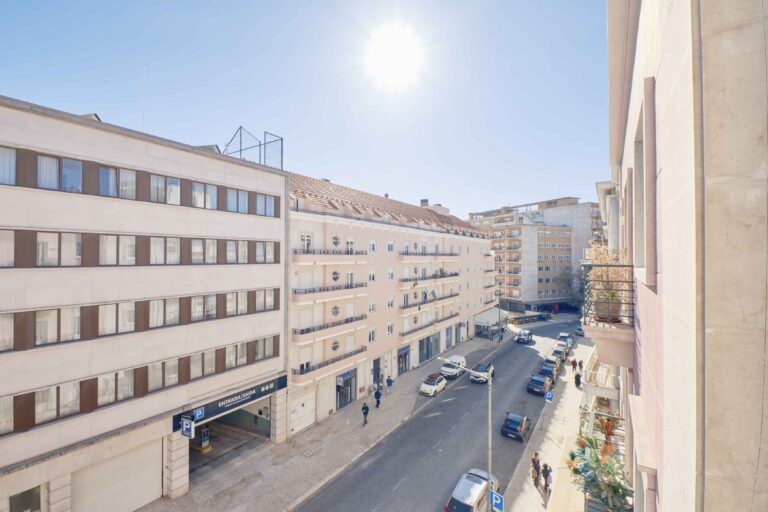 imovel indep lisboa portugal