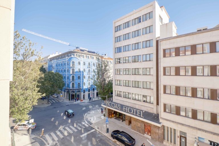 imovel indep lisboa portugal