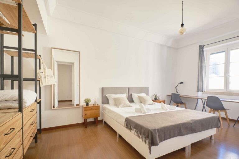 imovel indep lisboa portugal