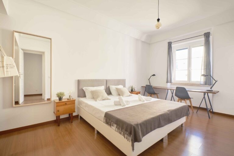 imovel indep lisboa portugal