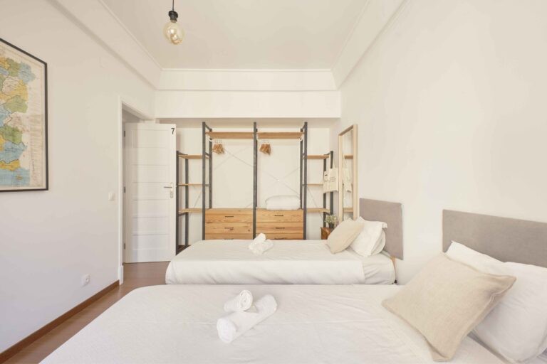 imovel indep lisboa portugal