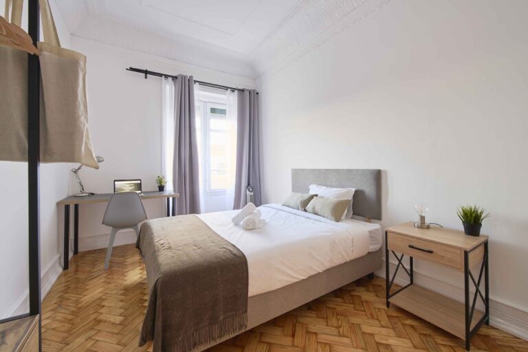 imovel indep lisboa portugal