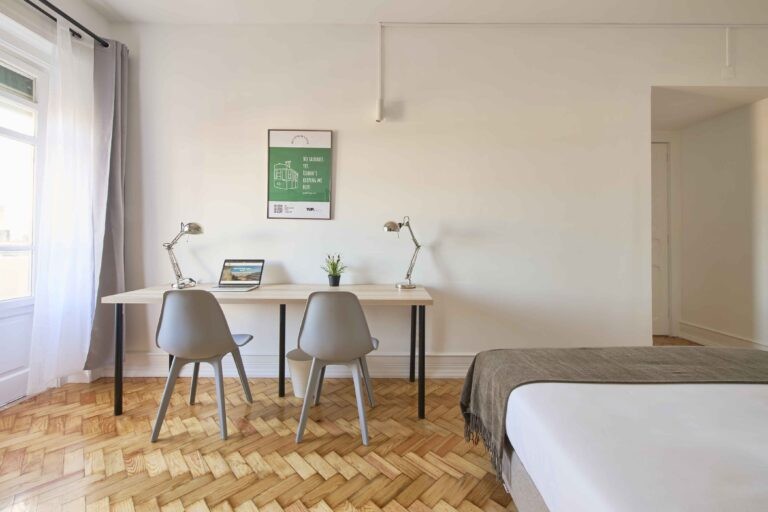 imovel indep lisboa portugal