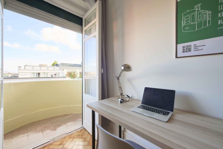 imovel indep lisboa portugal