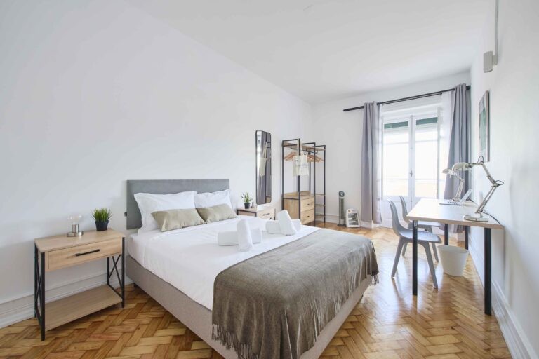 imovel indep lisboa portugal