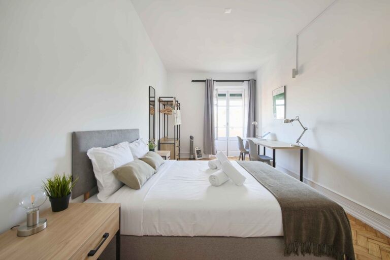 imovel indep lisboa portugal