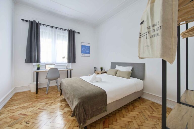 imovel indep lisboa portugal