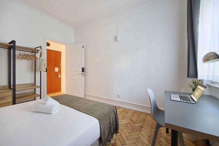 imovel indep lisboa portugal