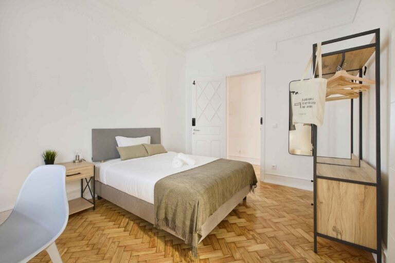 imovel indep lisboa portugal