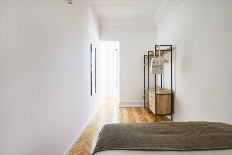 imovel indep lisboa portugal