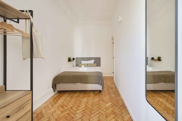 imovel indep lisboa portugal