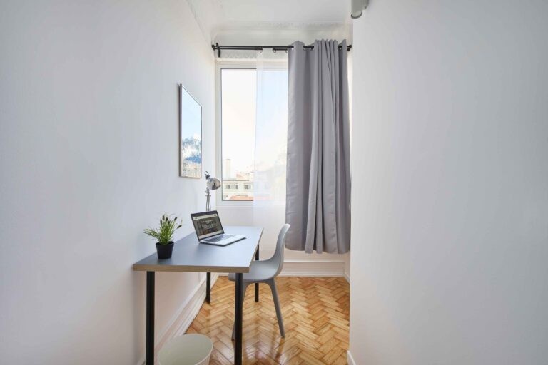 imovel indep lisboa portugal