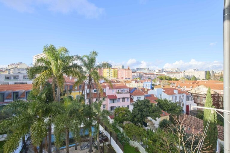 imovel indep lisboa portugal