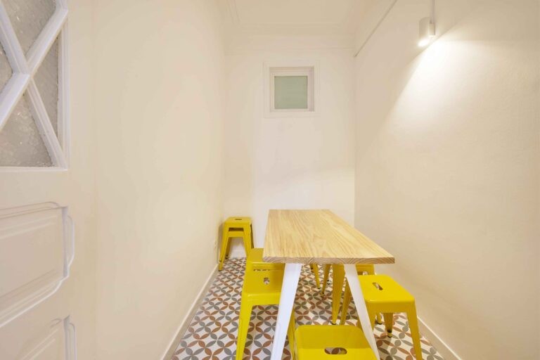 imovel indep lisboa portugal